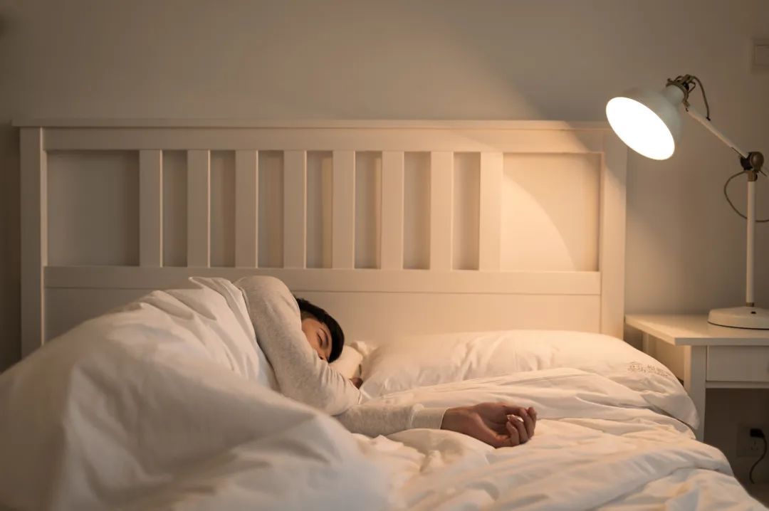 睡觉，最好的养生方法之一，但要避免10个错误！